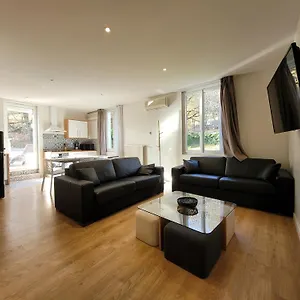 https://pyrenees-resort.midi-pyreneeshotels.com